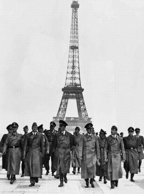 

<p>Hitler en París, 1940</p>
<p>” id=”301-Libre-1476701527_embed” /></p></div>
<p> </p>
<div id=