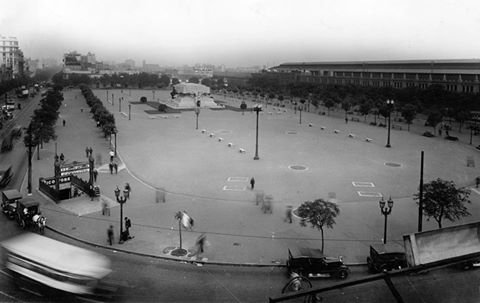 Toma general de la plaza Once de Septiembre, año 1932.

