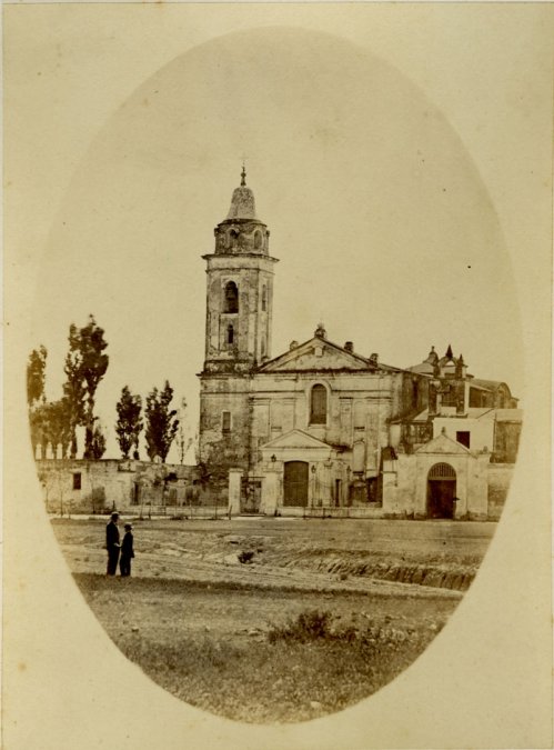         

<p>La Iglesia del Pilar en una fotografía tomada por Gonnet en 1864.</p>
</p>
<p>” id=”1653-Libre-500041001_embed” /></p></div>
<p> </p>
<div id=