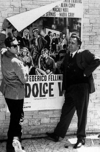 Marcello Mastroianni & Federico Fellini - <b><i>La Dolce Vita</i></b>” width=”537″ height=”810″></figure><div id=