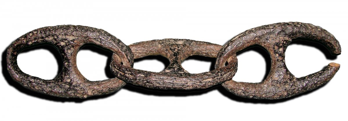Fragmento de las cadenas utilizadas en la batalla, exhibidas en el Museo del Bicentenario.