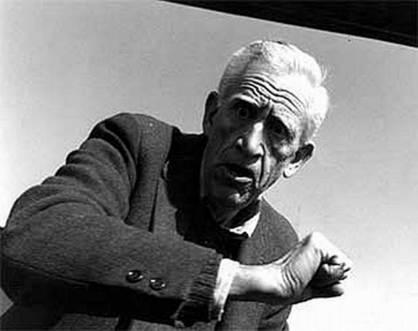 Salinger enojado con un fotógrafo.