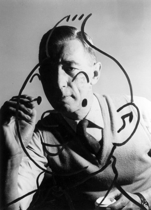 Georges Prosper Remi, más conocido por el seudónimo artístico Hergé, por ser esa la pronunciación en francés de sus iniciales invertidas. 