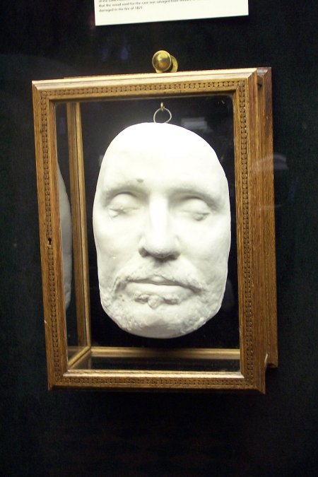 Máscara mortuoria de Oliver Cromwell en el castillo de Warwick.