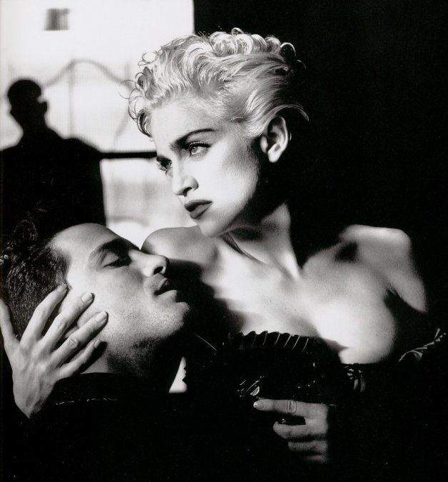 Madonna por Helmut Newton.