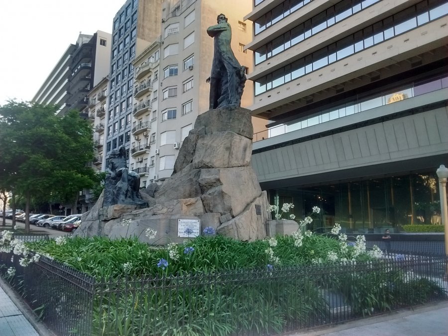 Monumento a Leandro N. Alem, en Retiro.