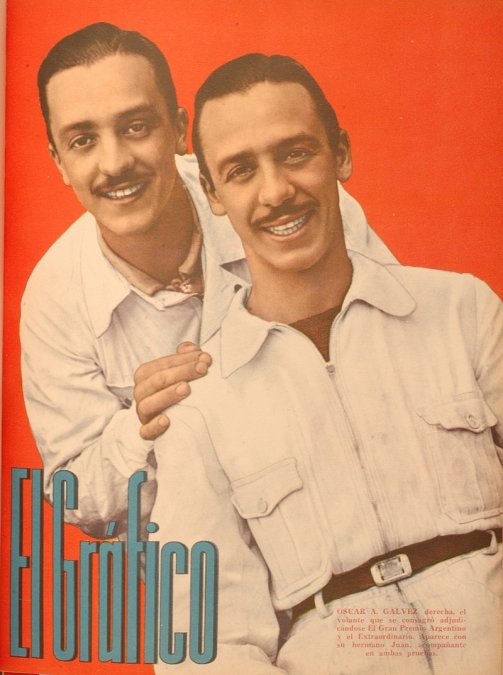 Juan (izquierda) junto a su hermano Óscar, 1939.