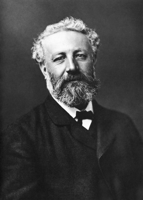 Julio Verne.