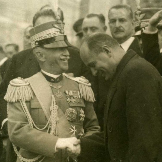 Vittorio Emanuele III y Mussolini.
