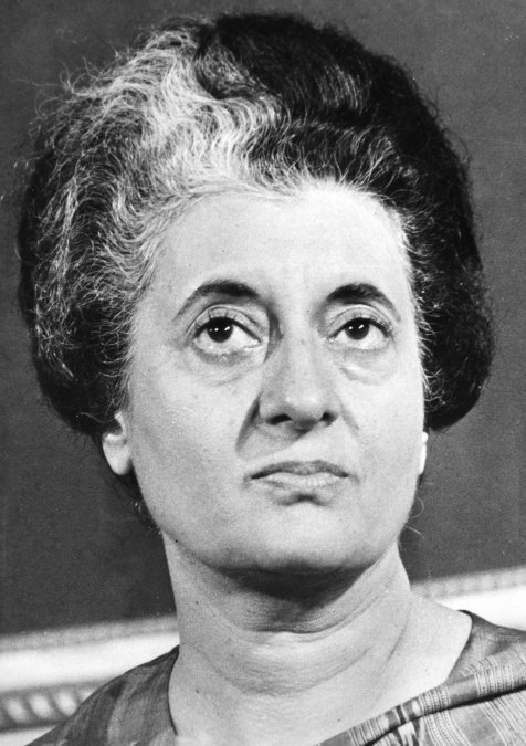 Indira Gandhi (1977).