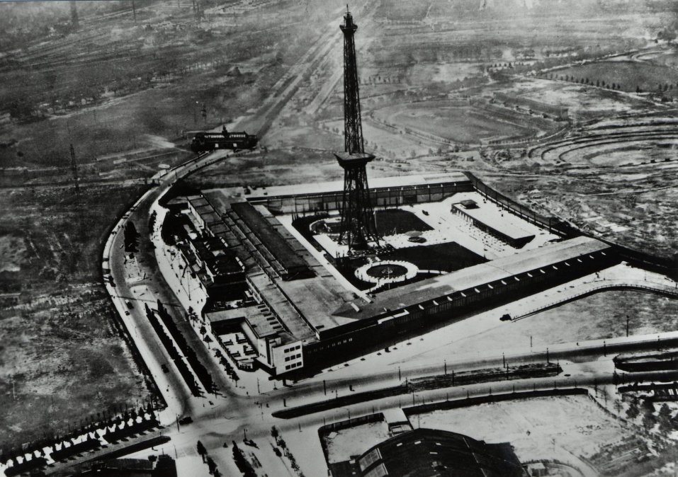 Berliner Funkturm (1924).