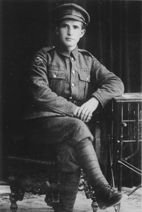 Ben-Gurión con su uniforme de voluntario en la Legión Judía del ejército inglés (1918).