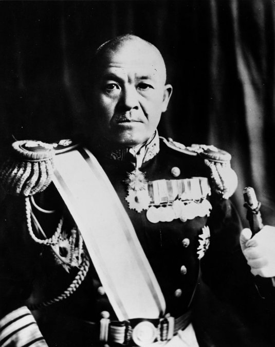 El vicealmirante Chūichi Nagumo, comandante en jefe de la flota japonesa de ataque, la Kidō Butai.