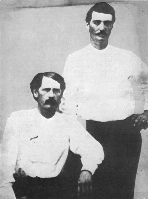 Bat Masterson y Wyatt Earp en Dodge City, 1876. 