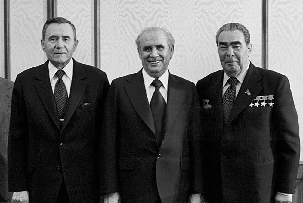Nur Mohammed Taraki en Moscú (septiembre 1979), reunido con Andrei Gromyko y Leonid Brezhnev. 