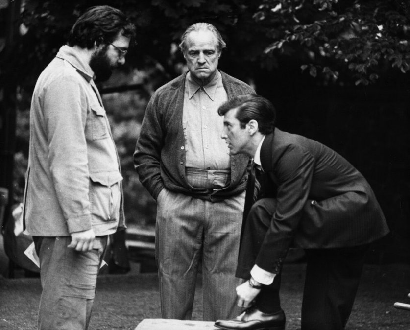 Francis Ford Coppola, Marlon Brando and Al Pacino en el set.