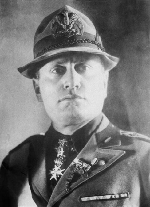 Benito Mussolini en 1919.