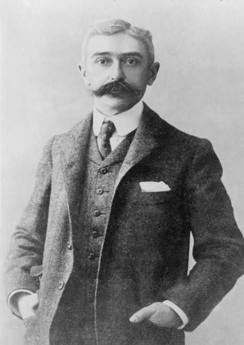 Barón Pierre de Coubertin