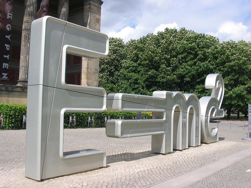 Teoría de la Relatividad, parte de Walk of Ideas, en la Isla de los Museos (Berlín). 