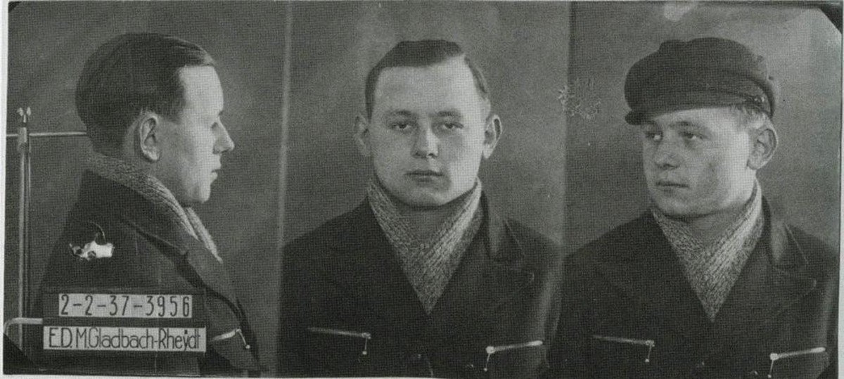 Ficha policial de la Gestapo de Peter Penk, acusado de simpatizar con los comunistas. 