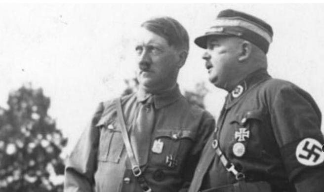 Ernst Röhm, llegó a ser la mano derecha del Hitler