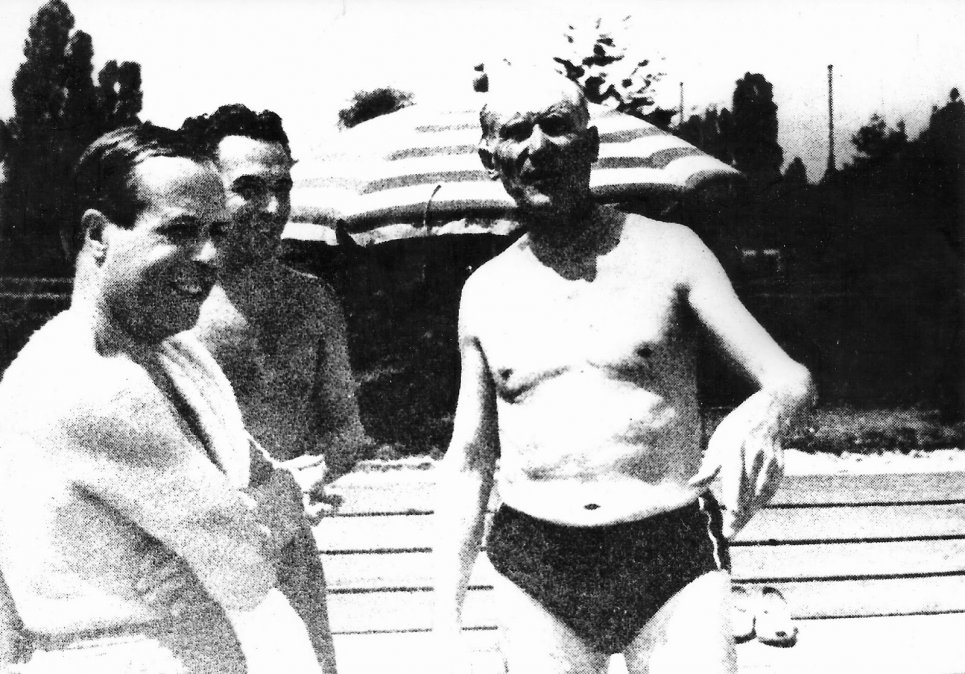 Antonio Bonet junto a Le Corbusier y Josep Lluís Sert en París (1937). | CORTESÍA DE VICTORIA BONET