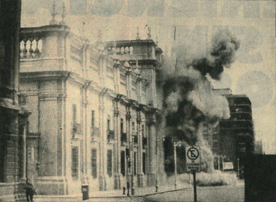 Bombardeo al Palacio de La Moneda en Santiago