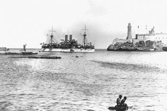La llegada del acorazado Maine a La Habana en enero de 1898.