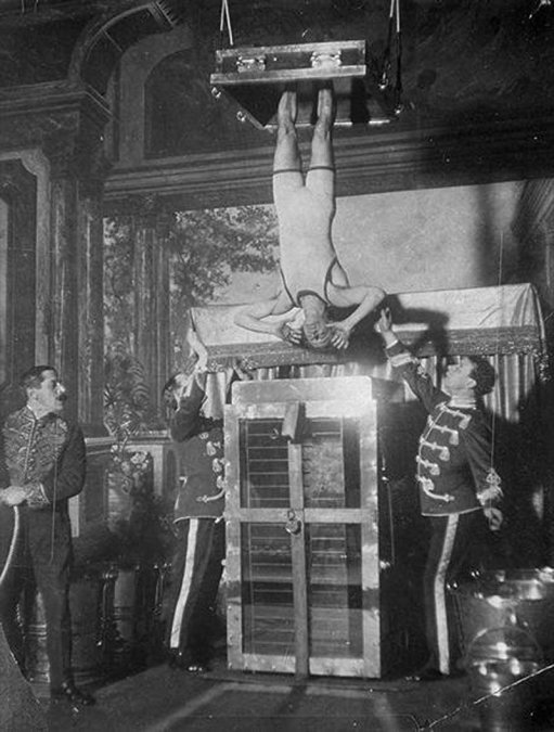 Houdini en su Cámara de Tortura China