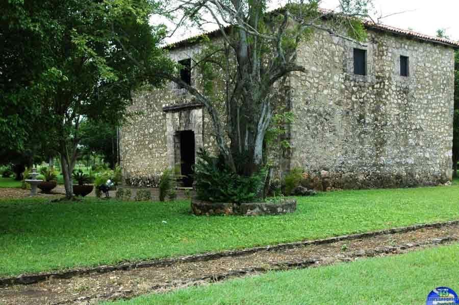 Casa de Ponce de León en Salvaleón, República Dominicana, 1505.