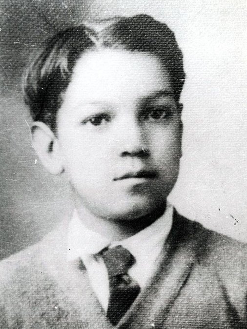 Mario Moreno de pequeño