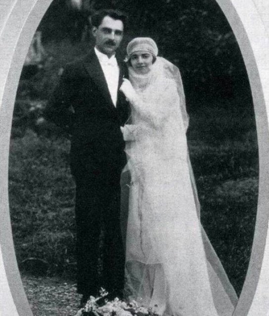 Marcel Petiot en su foto de bodas