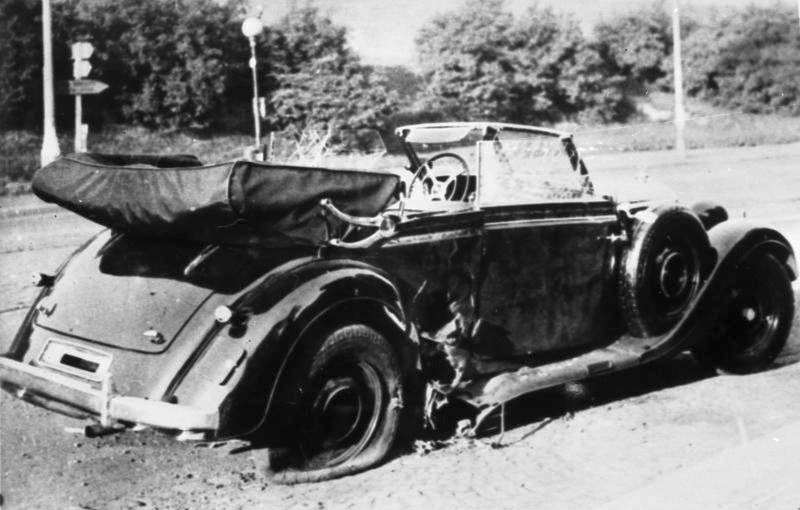 Vehículo de Heydrich tras el ataque (27 de mayo de 1942).