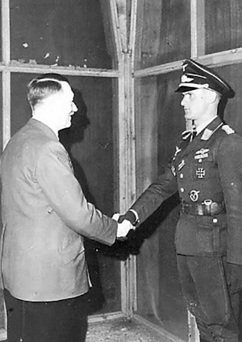 Hitler & Günther Lützow