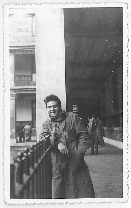 Jacques Derrida joven